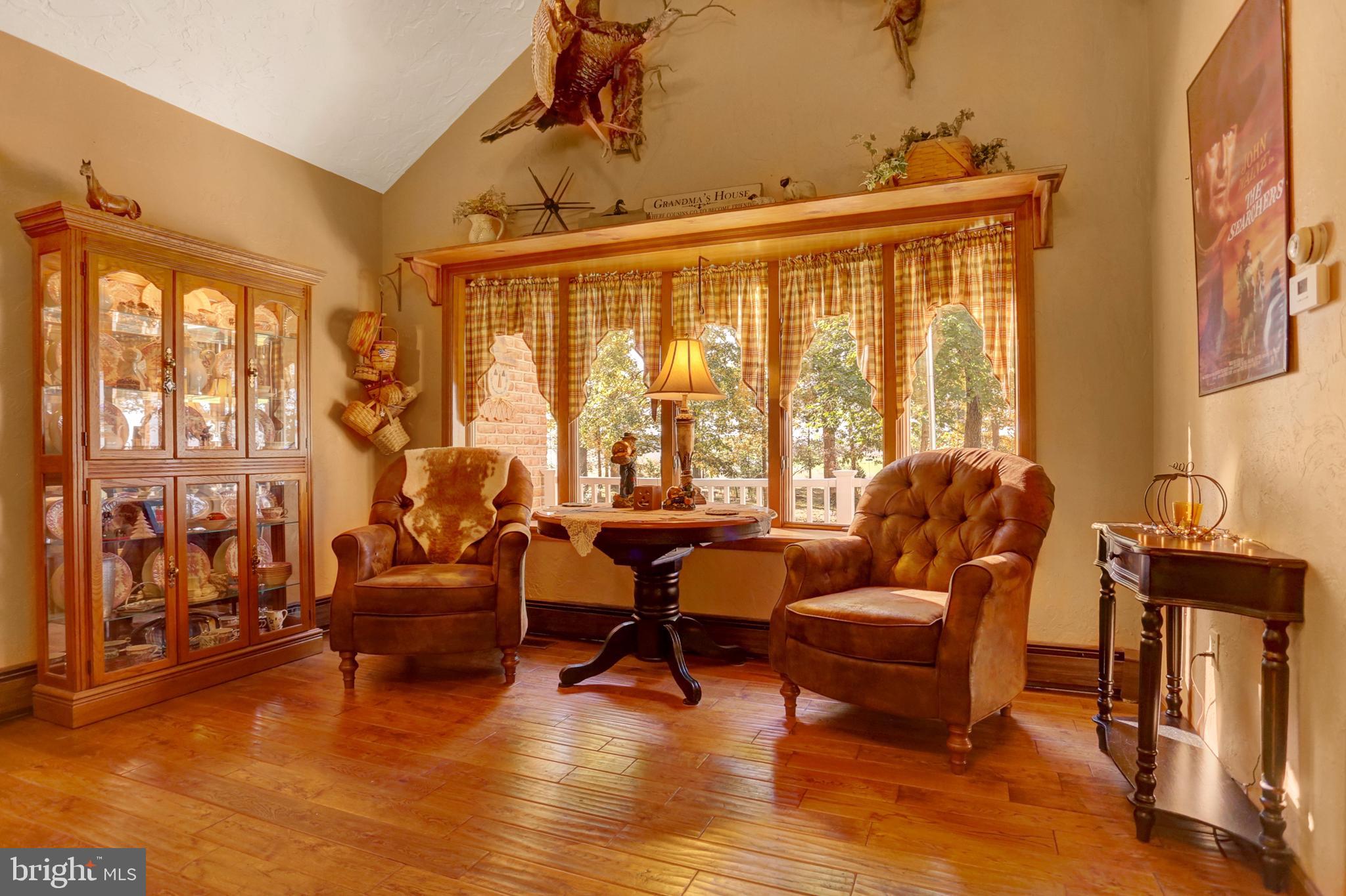 5201 Pinchtown Road Dover, PA 17315 - Photo 22 of 38 Living room seating area