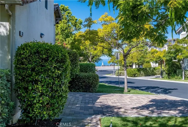 $5,900 | 33 Pepper Tree Lane, Rolling Hills Estates, CA 90274