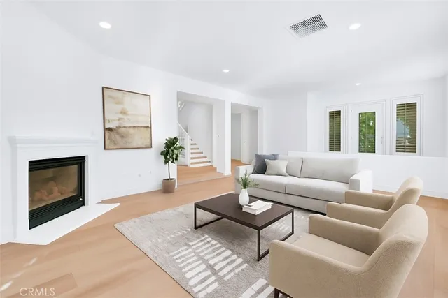 $5,900 | 33 Pepper Tree Lane, Rolling Hills Estates, CA 90274