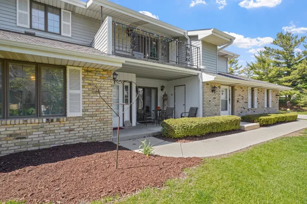 $229,900 | 1419 Sun Valley Drive, Unit 101, Mount Pleasant, WI 53406