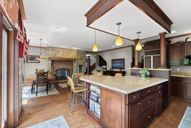 $1,799,000 | 1595 River Shore Drive, Hastings, MN 55033