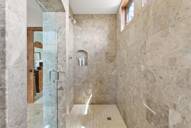 $1,799,000 | 1595 River Shore Drive, Hastings, MN 55033