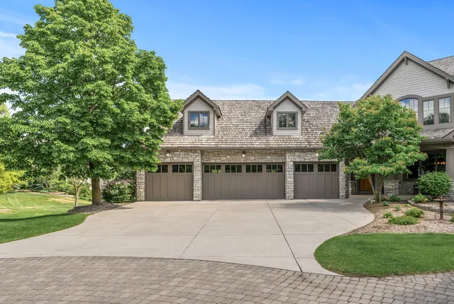 $1,799,000 | 1595 River Shore Drive, Hastings, MN 55033