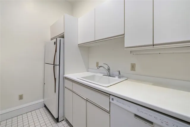 $749,000 | 66 Webster Street, Unit 9, Newport, RI 02840