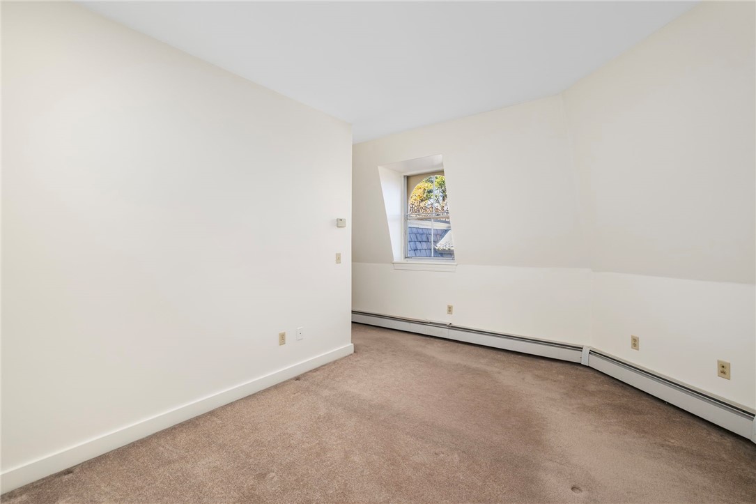 66 Webster Street, Unit 9 Newport, RI 02840 - Photo 24 of 36