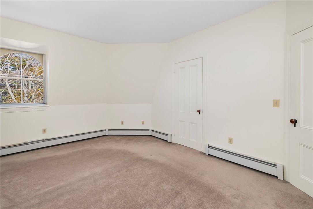 66 Webster Street, Unit 9 Newport, RI 02840 - Photo 25 of 36