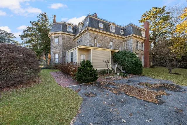 $749,000 | 66 Webster Street, Unit 9, Newport, RI 02840