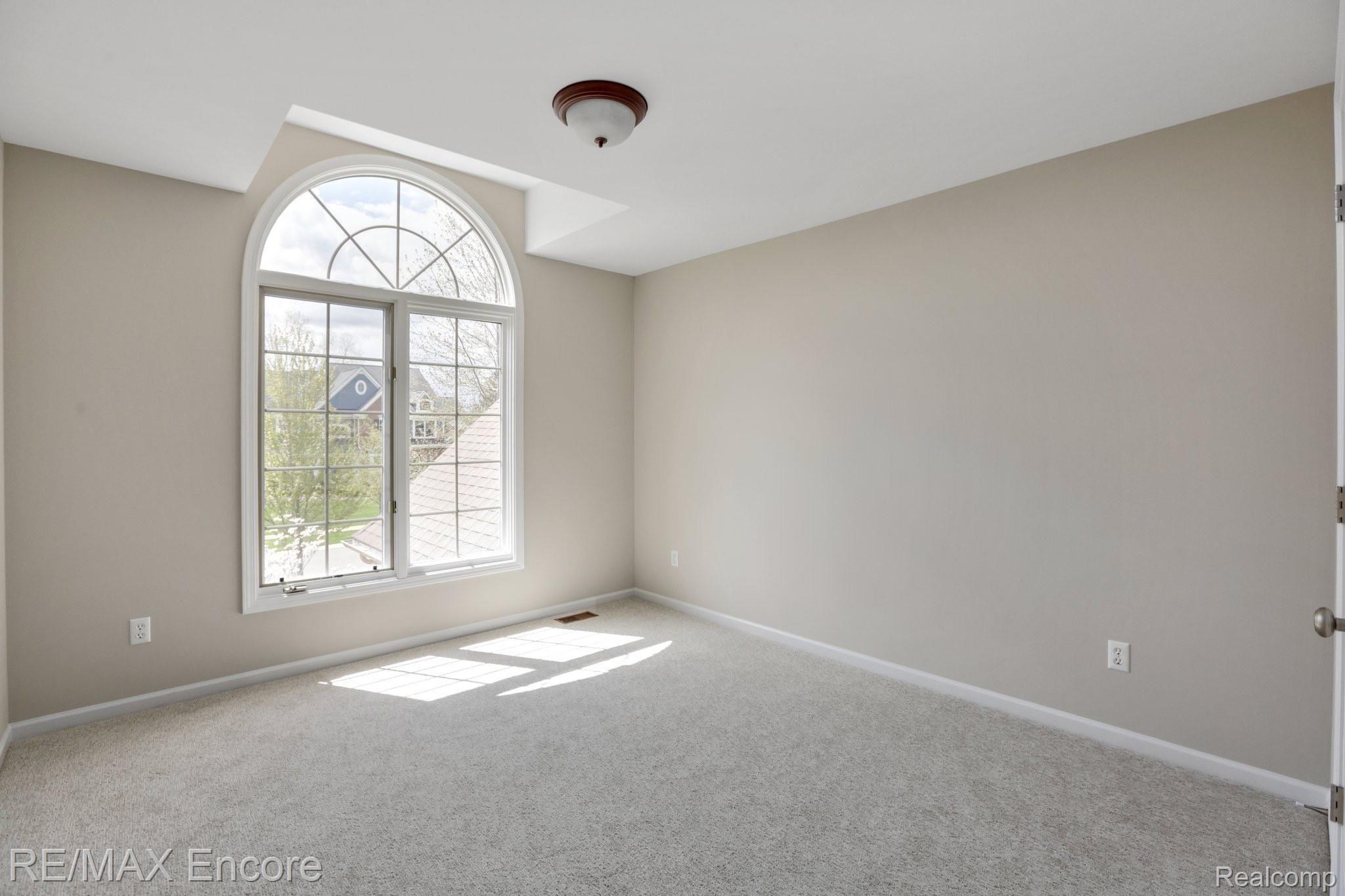 6791 Oakhurst Ridge Road Clarkston, MI 48348 - Photo 26 of 37 Upper Level Bedroom 2
