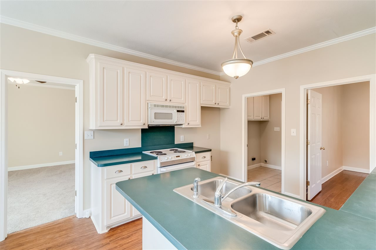 222 Azalea Court Brandon, MS 39047 - Photo 8 of 27 Photo 8