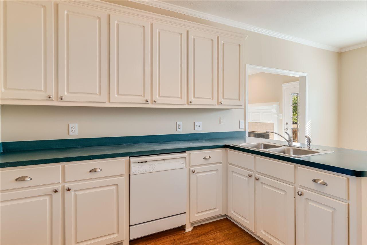 222 Azalea Court Brandon, MS 39047 - Photo 10 of 27 Photo 10
