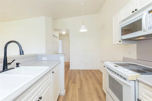 $500,000 | 94-510 Lumiaina Street, Unit T202, Waipahu, HI 96797