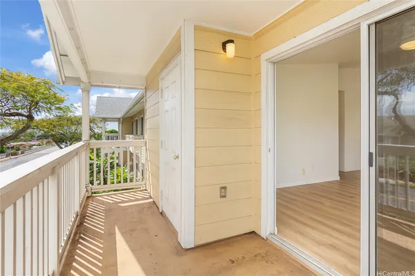 $500,000 | 94-510 Lumiaina Street, Unit T202, Waipahu, HI 96797