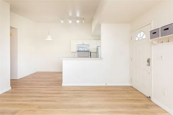 $500,000 | 94-510 Lumiaina Street, Unit T202, Waipahu, HI 96797