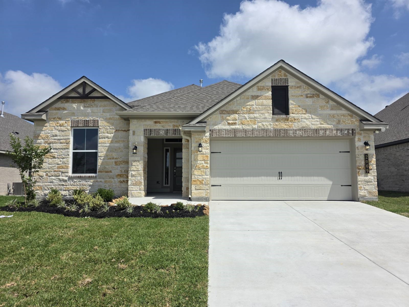 2069 Winepress Road Brenham, TX 77833 - Photo 1 of 15
