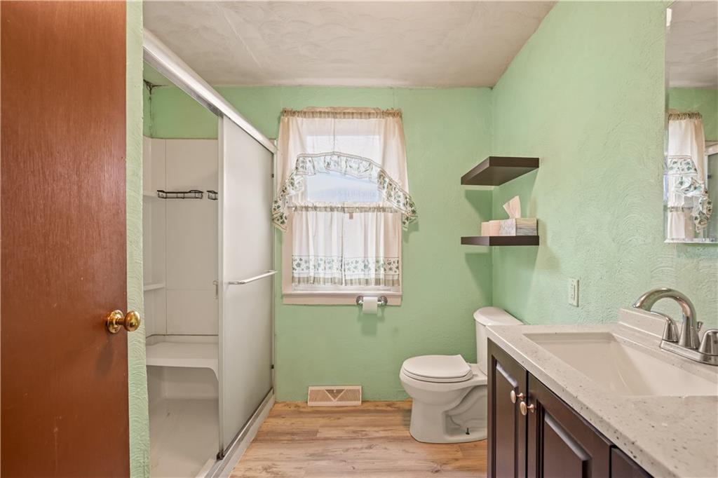 497 Three Mile Hill Mount Pleasant, PA 15666 - Photo 13 of 21