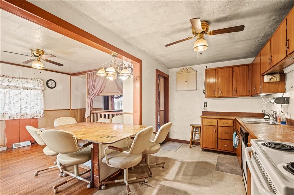 497 Three Mile Hill Mount Pleasant, PA 15666 - Photo 6 of 21
