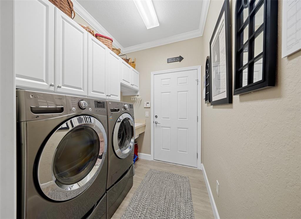 9051 Southwest 70th Loop Ocala, FL 34481 - Photo 21 of 32 Gallery Image 21
