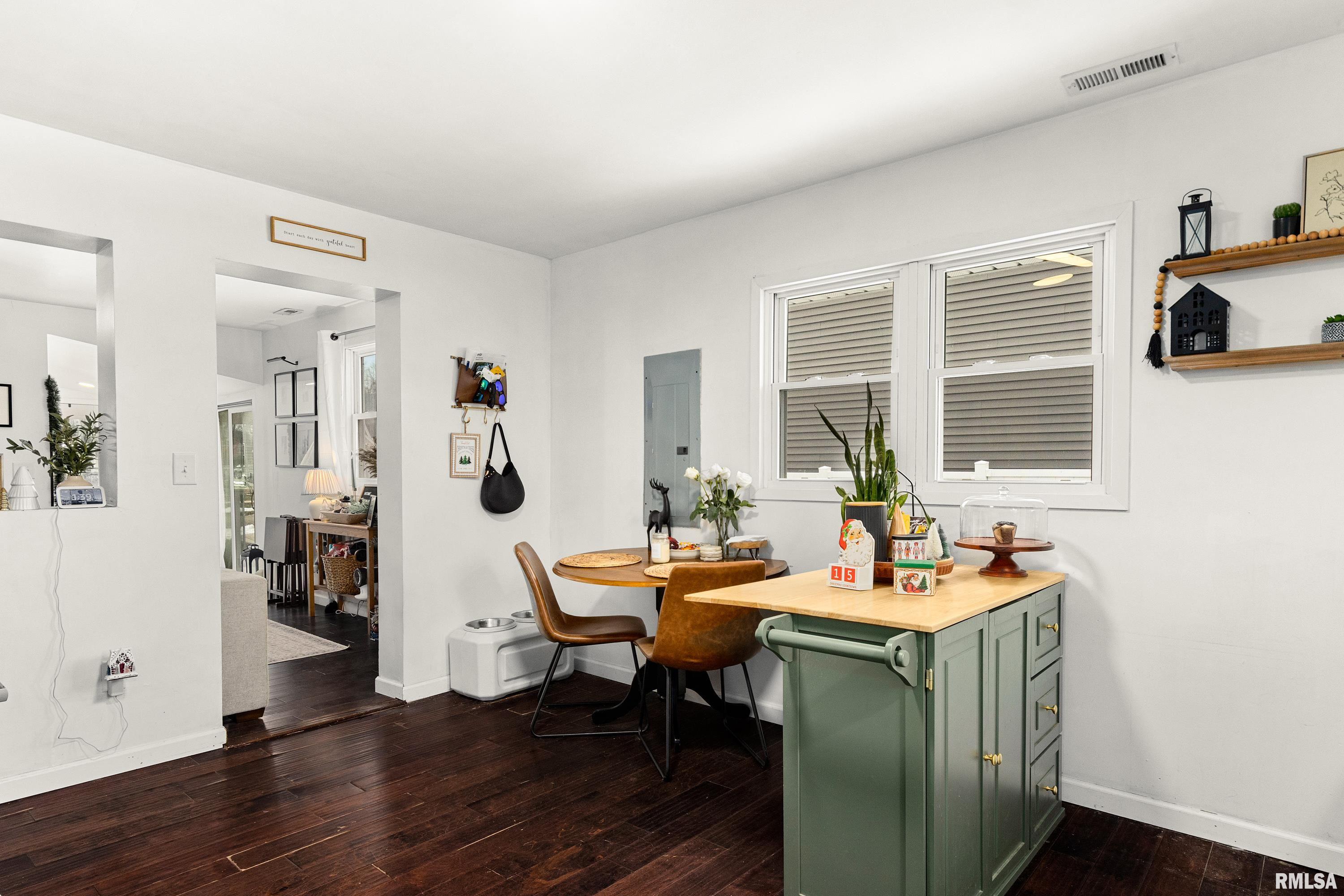 401 South Harris Street Tremont, IL 61568 - Photo 11 of 21