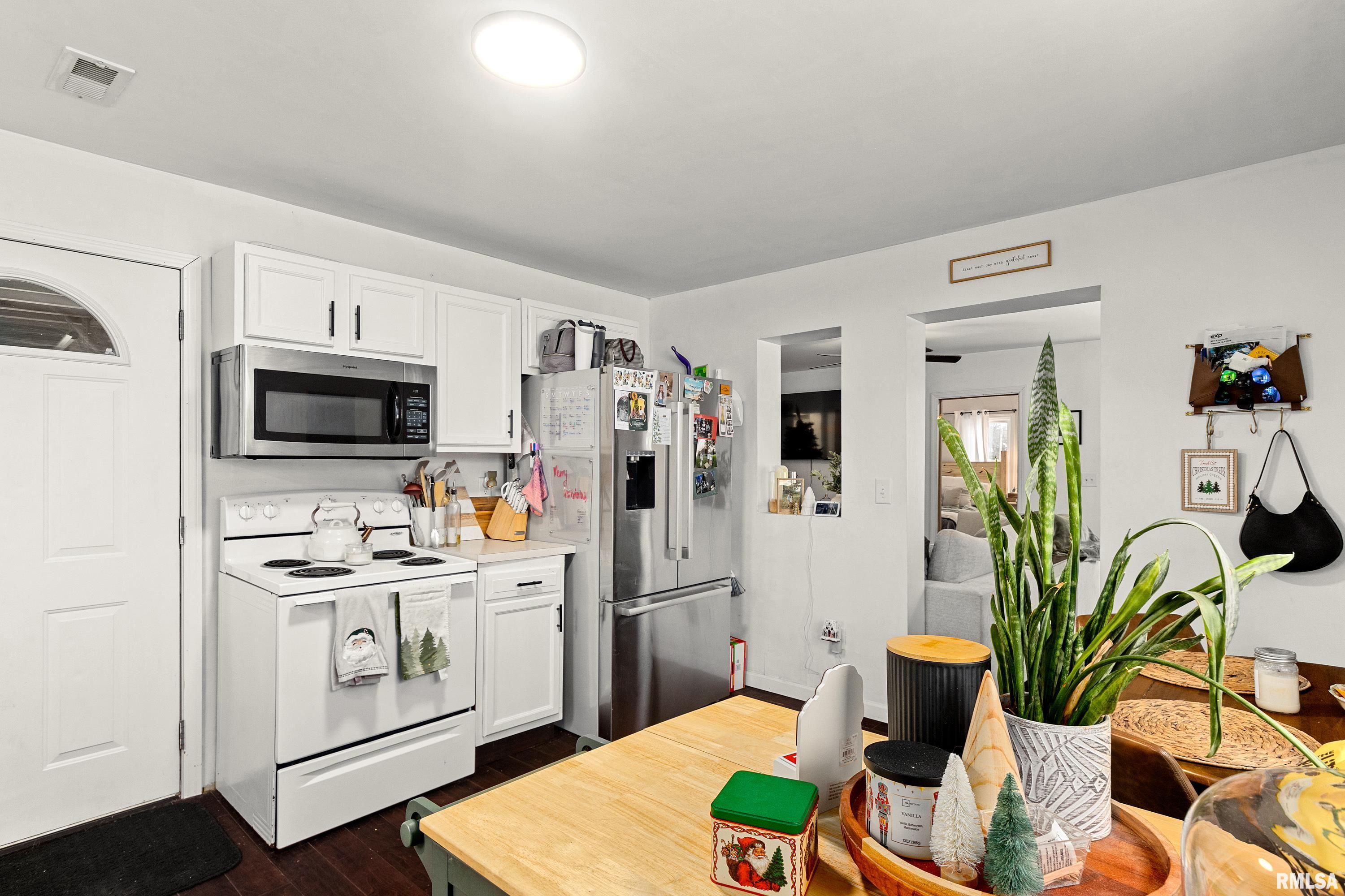 401 South Harris Street Tremont, IL 61568 - Photo 12 of 21