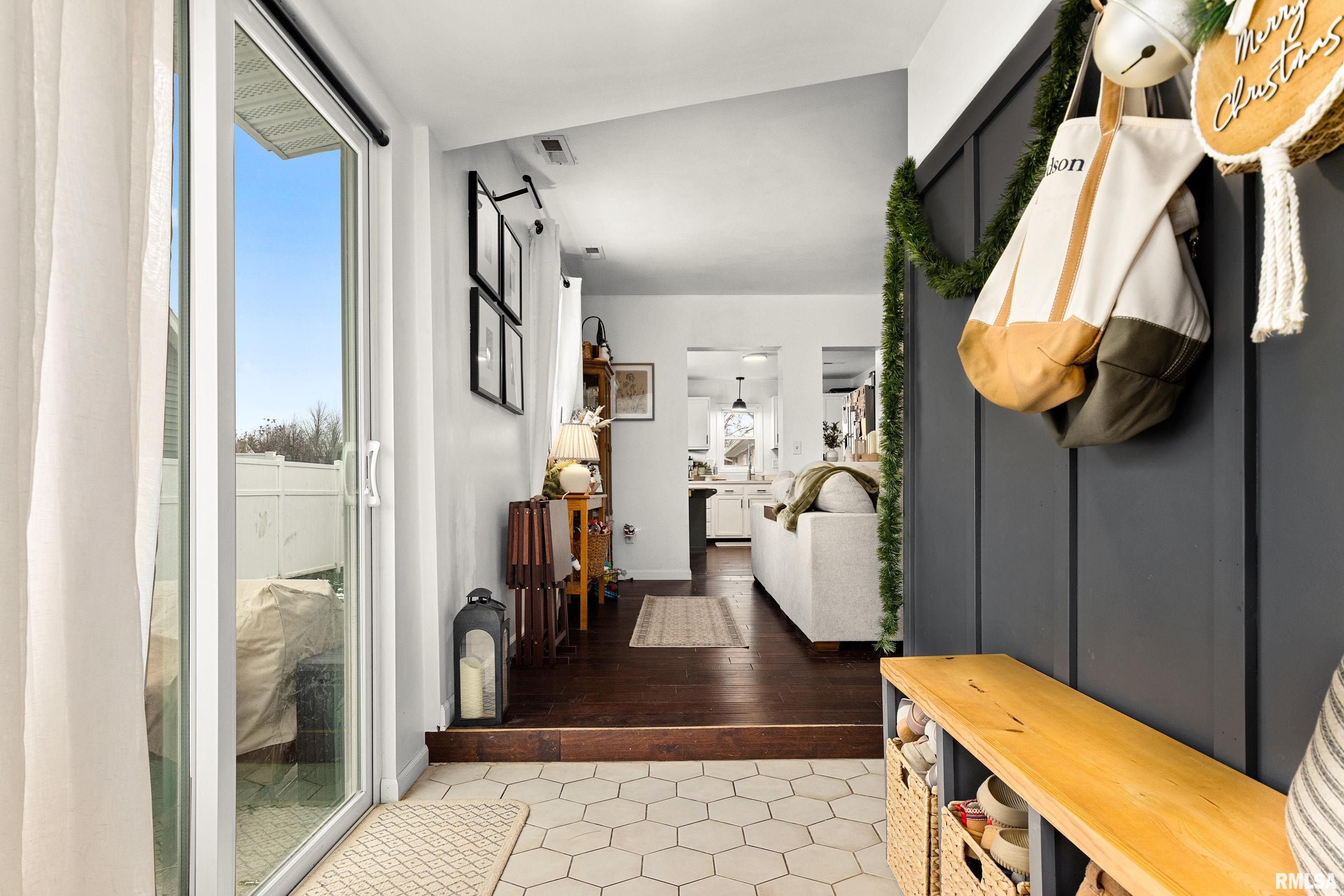 401 South Harris Street Tremont, IL 61568 - Photo 4 of 21