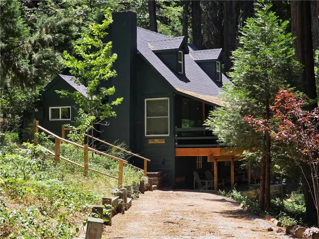 a house view with a outdoor space