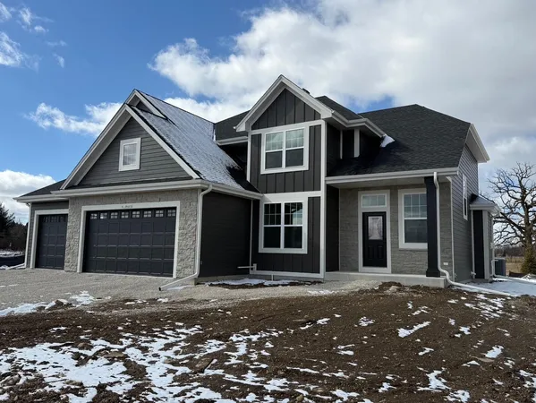 $769,990 | W215N4855 Kathleen Drive, Menomonee Falls, WI 53051