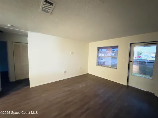 $1,350 | 711 Lunar Lake Circle, Cocoa, FL 32926