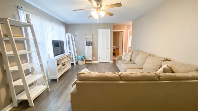 $115,000 | 305 East Augusta Avenue, Augusta, KS 67010