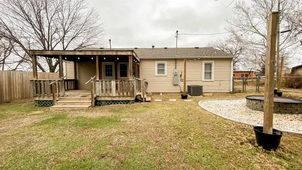 $115,000 | 305 East Augusta Avenue, Augusta, KS 67010