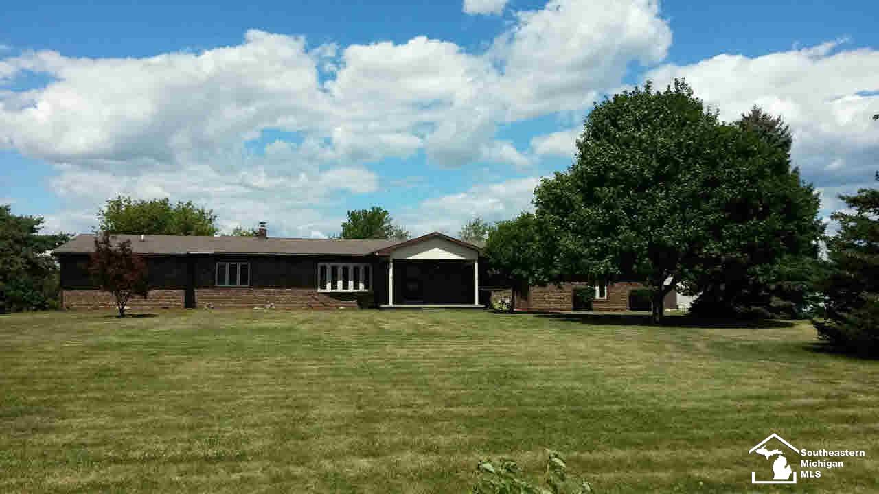 4765 Post Road Newport, MI 48166 - Photo 1 of 23 The Pondarosa