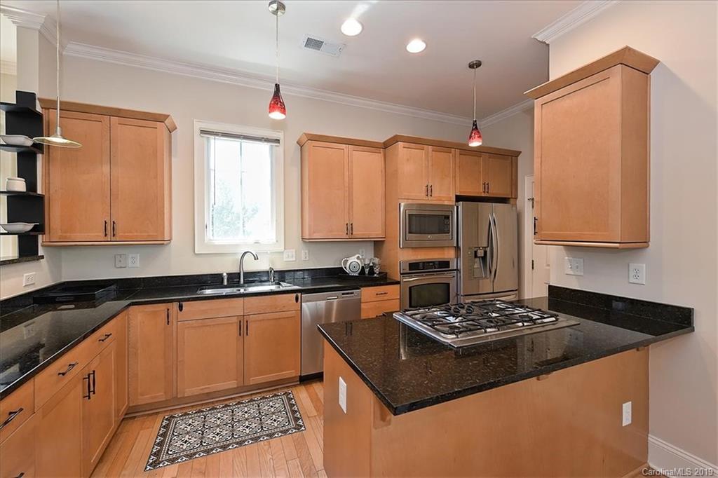 3707 Churchill Road, Unit 4 Charlotte, NC 28211 - Photo 10 of 28 Gallery Image 10