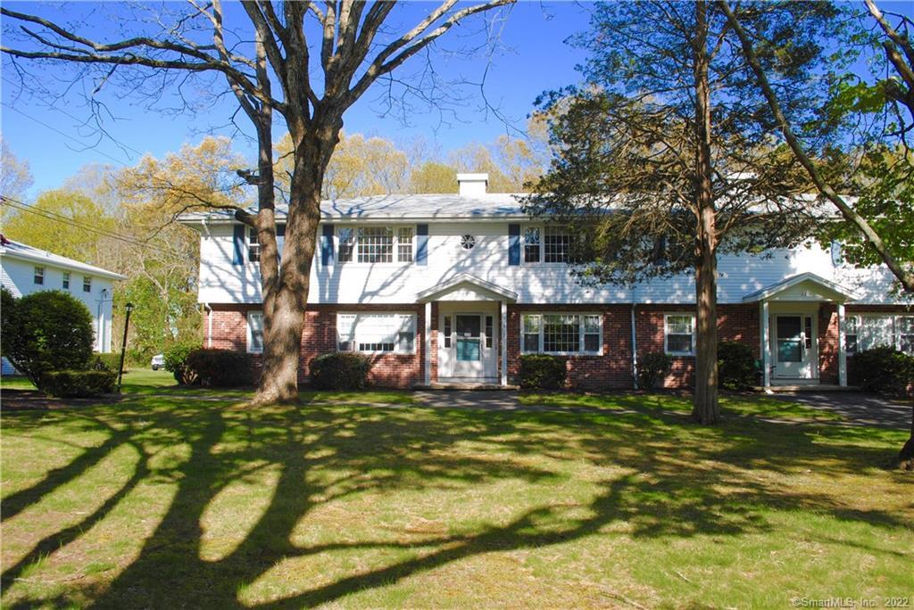 23 College Street, Unit 4 Clinton, CT 06413 - Photo 1 of 1 Gallery Image 1