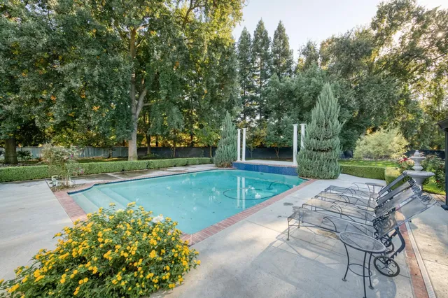 $1,400,000 | 12789 East Herndon Avenue, Clovis, CA 93619