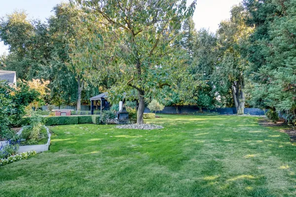 $1,400,000 | 12789 East Herndon Avenue, Clovis, CA 93619