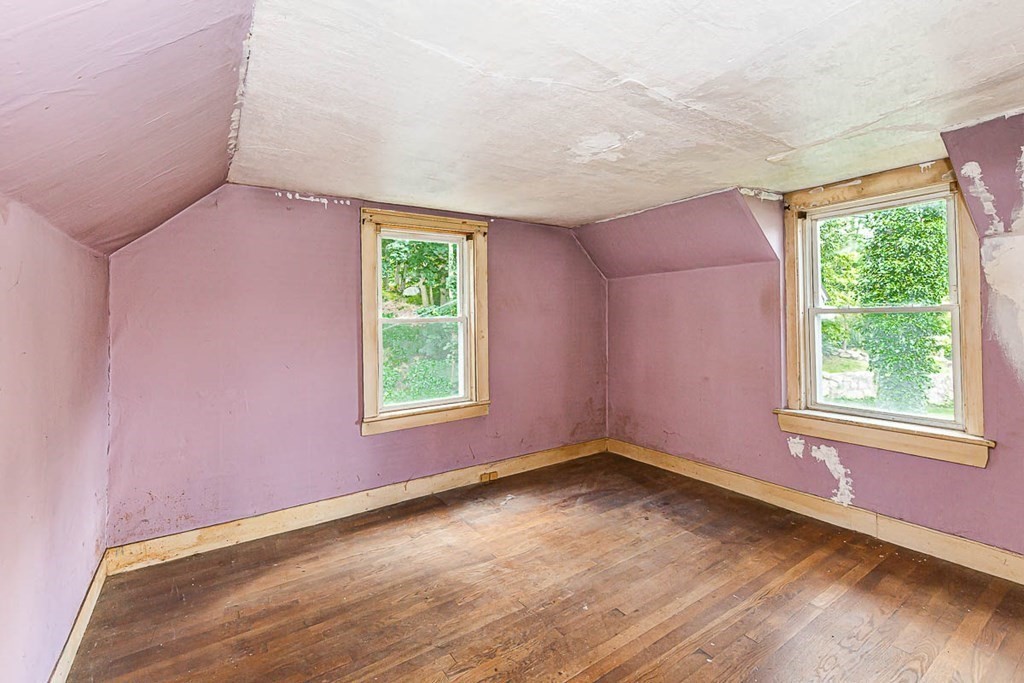 18 Englewood Road Gloucester, MA 01930 - Photo 15 of 21 Gallery Image 15