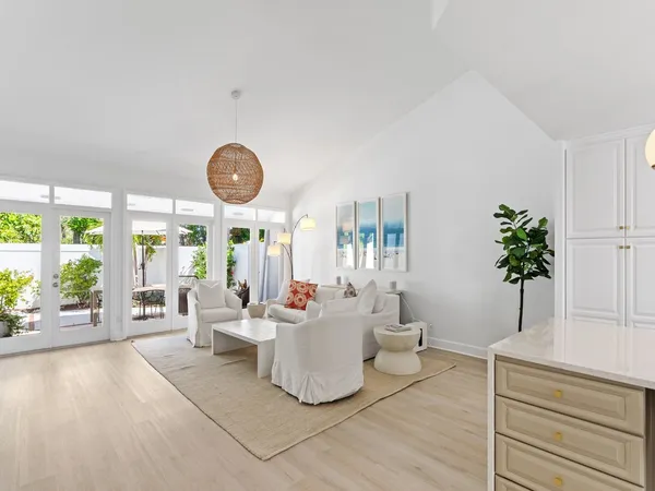 $8,000 | 5828 Jimmy Buffett Mem Highway, Unit 30, Indian River Shores, FL 32963