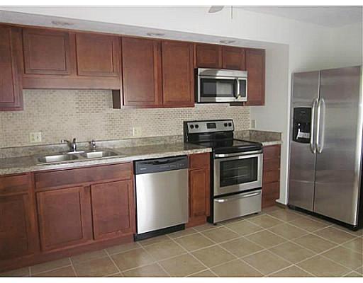 2134 Manhattan Boulevard, Unit C9 Springfield, OH 45504 - Photo 3 of 13