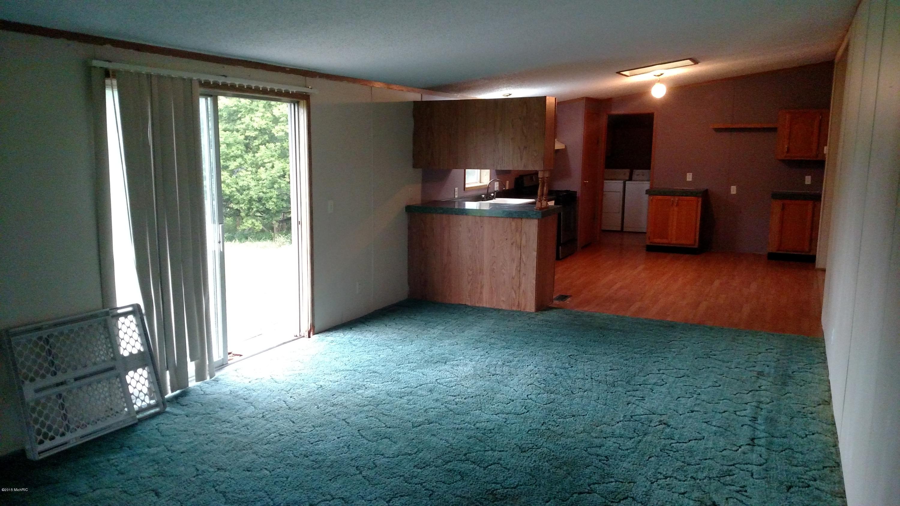 11660 South Sheridan Road Fenwick, MI 48834 - Photo 20 of 21 IMG_20150908_173512398