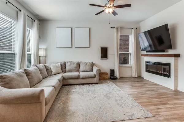 $3,500 | 4539 English Maple Drive, Arlington, TX 76005