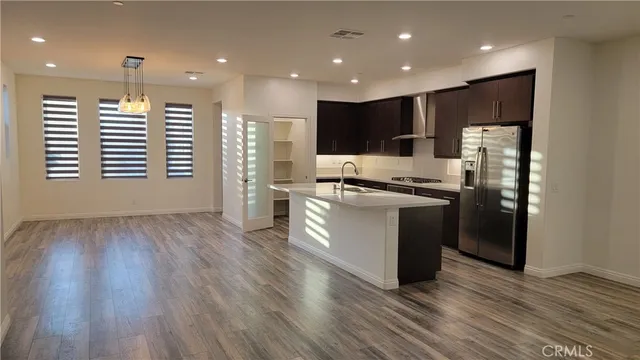 $5,050 | 112 Acamar, Irvine, CA 92618