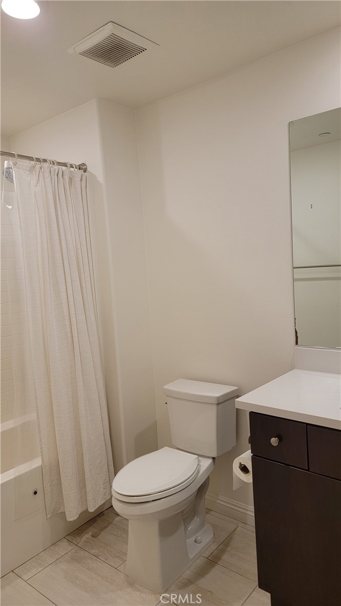 112 Acamar Irvine, CA 92618 - Photo 16 of 28