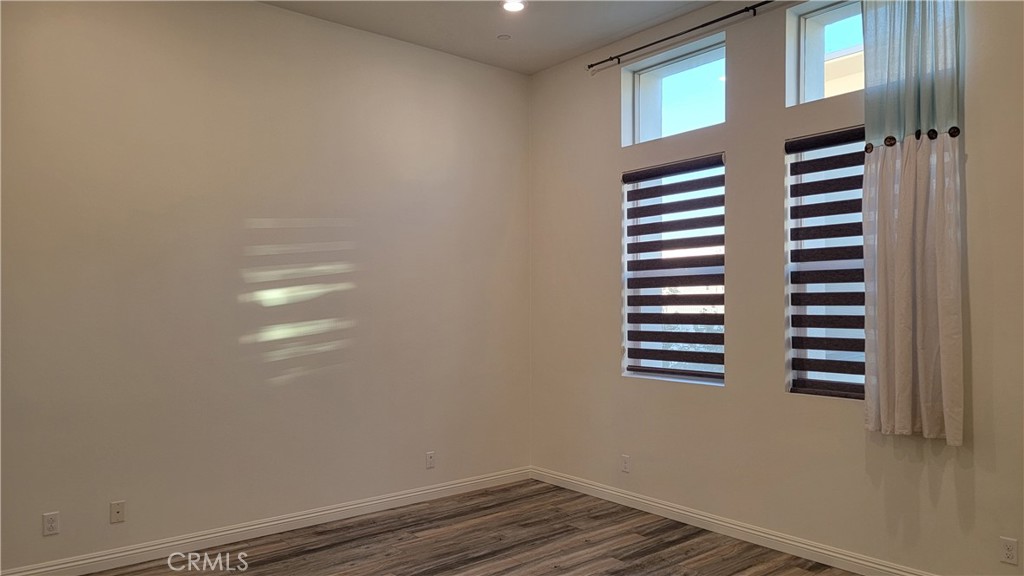 112 Acamar Irvine, CA 92618 - Photo 19 of 28