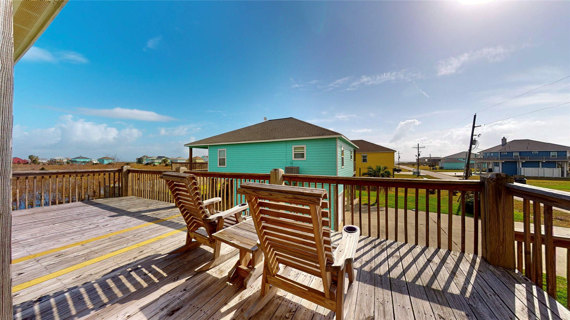 906 Helen Boulevard Crystal Beach, TX 77650 - Photo 7 of 35