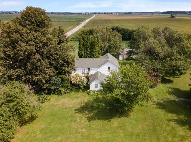 9346 East State 67 Clinton, WI 53525 - Photo 1 of 17 Gallery Image 1