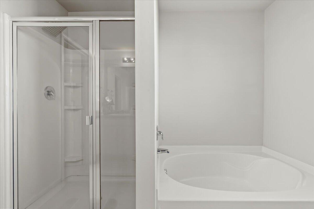 293 Claudia Drive Grovetown, GA 30813 - Photo 14 of 22 21-Owners Bathroom