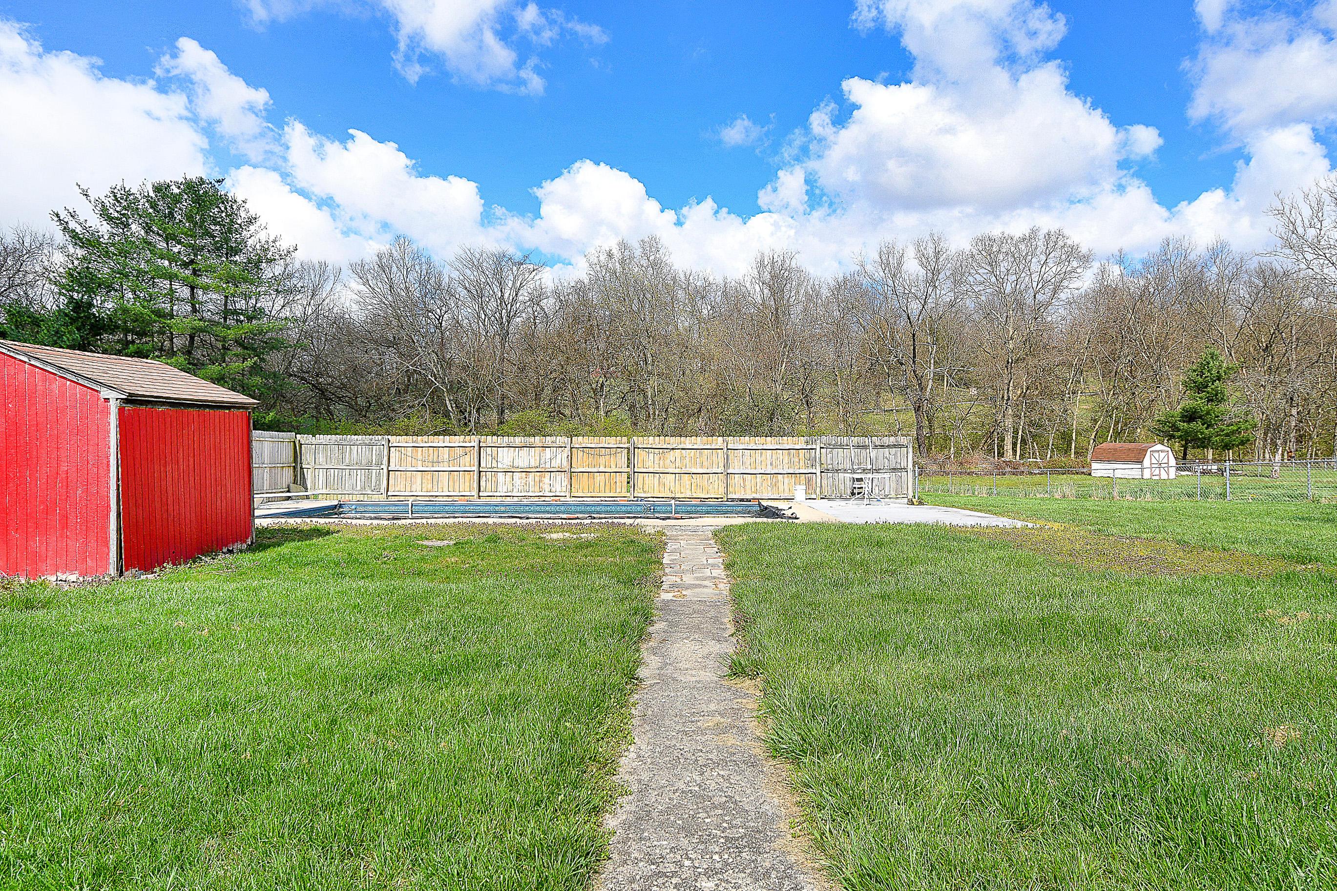 1551 Marietta Road Chillicothe, OH 45601 - Photo 32 of 35