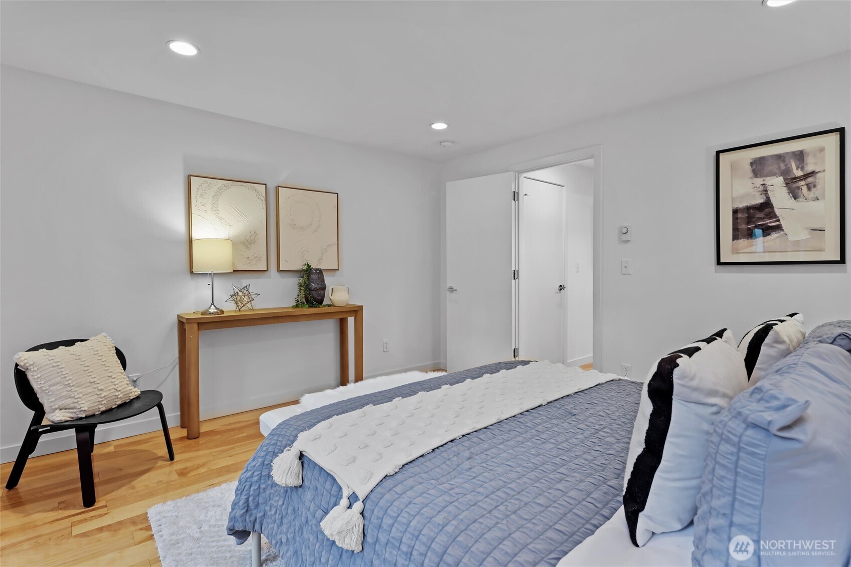 3609 Whitman Avenue North Seattle, WA 98103 - Photo 21 of 29