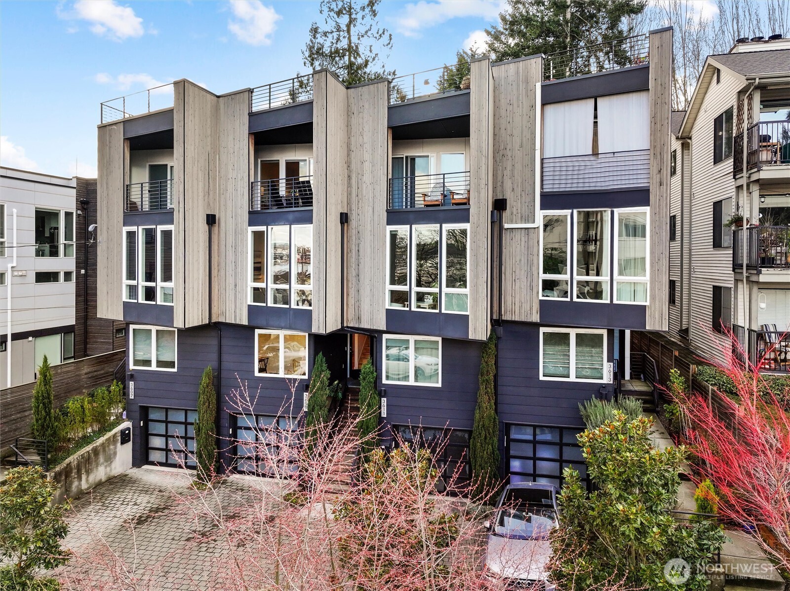 3609 Whitman Avenue North Seattle, WA 98103 - Photo 3 of 29