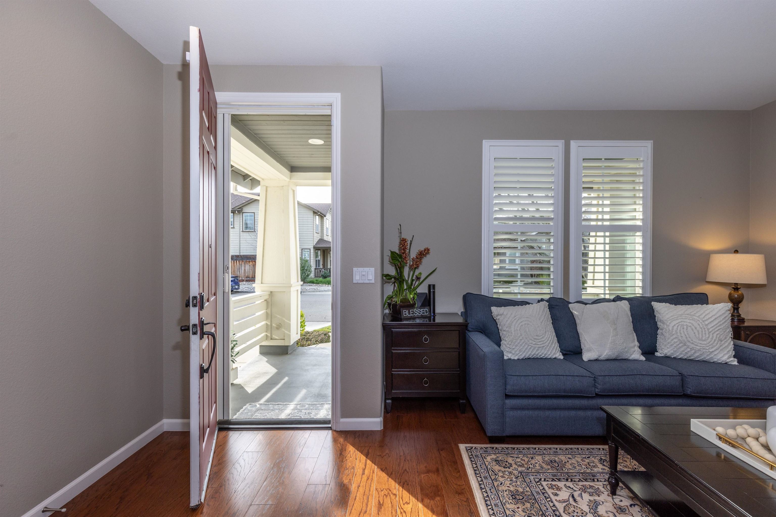 1384 Buckhorn Creek Road Livermore, CA 94550 - Photo 4 of 60