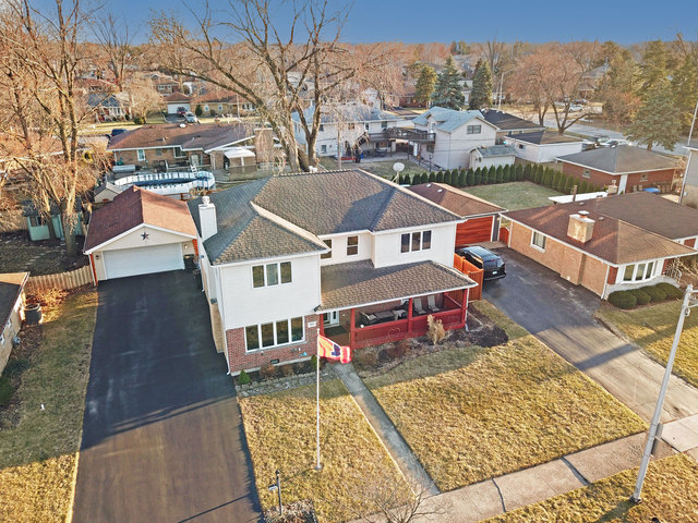 5831 West 109th Street Chicago Ridge, IL 60415 - Photo 3 of 32